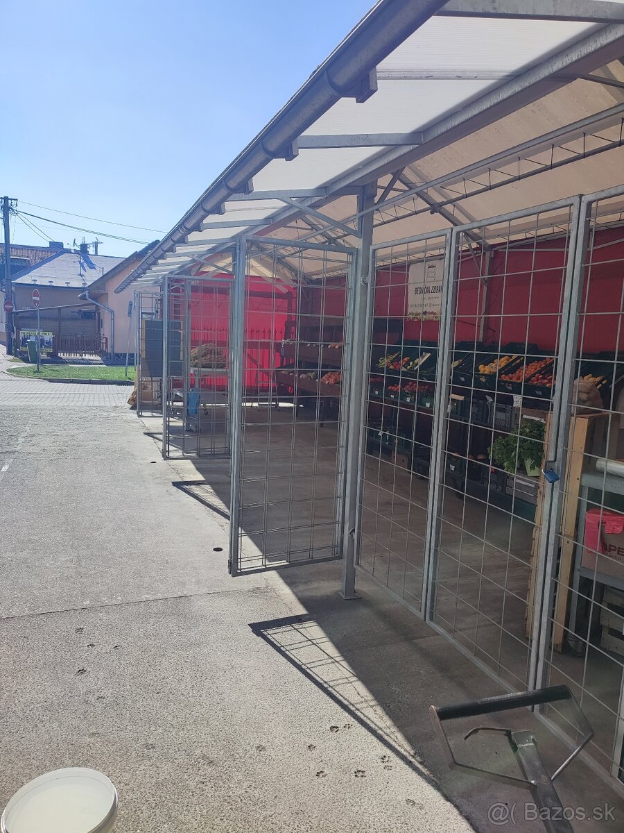 Predám predajné stánky