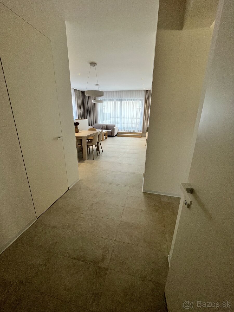 Exkluzívny 4-izbový byt, Rezidencia Hrádok