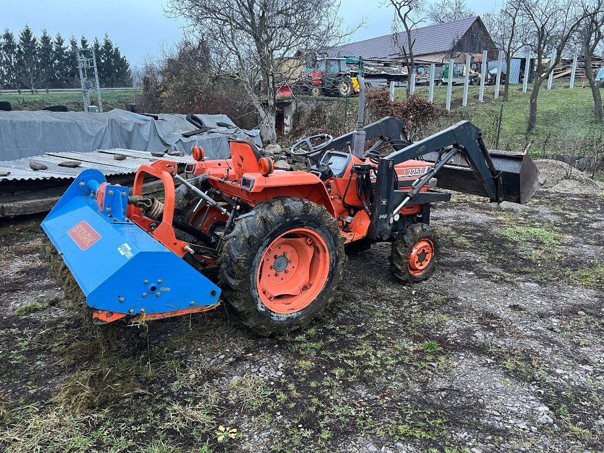 Kubota L2250