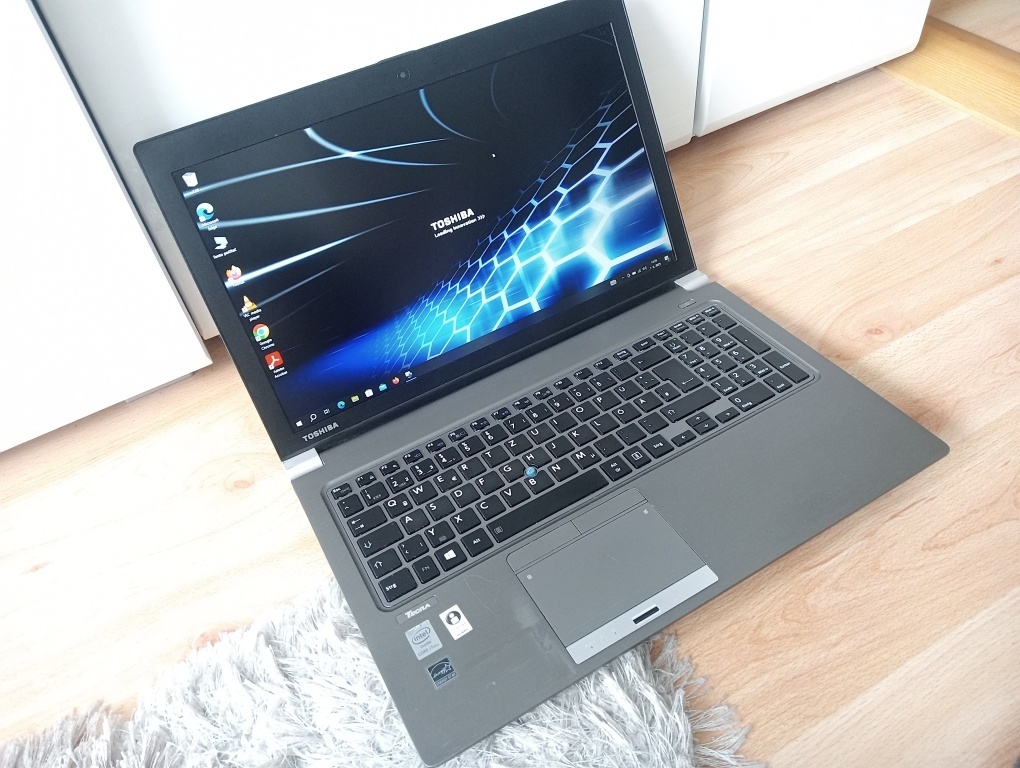 predám ntb Toshiba tecra Z50 / Intel core i7 / 8gb ram / ssd