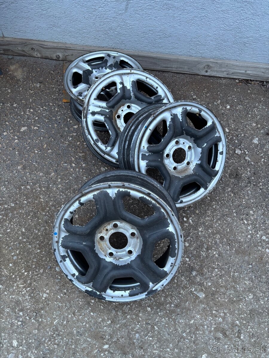 Plechove disky Dacia Duster 16” ET 50