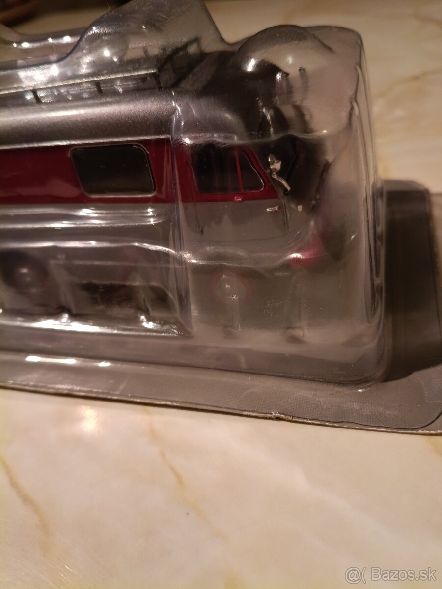 Model auta deagostini