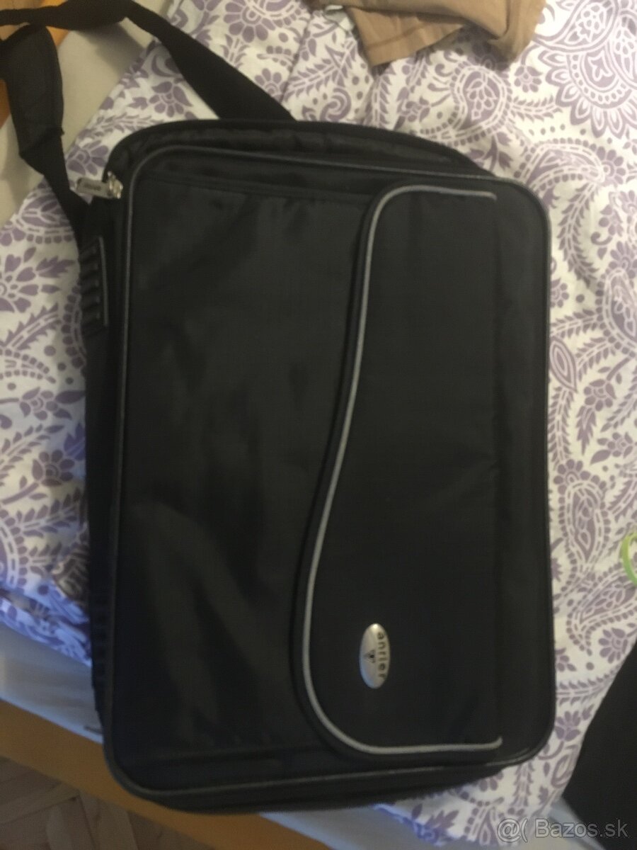 Taska na laptop 17