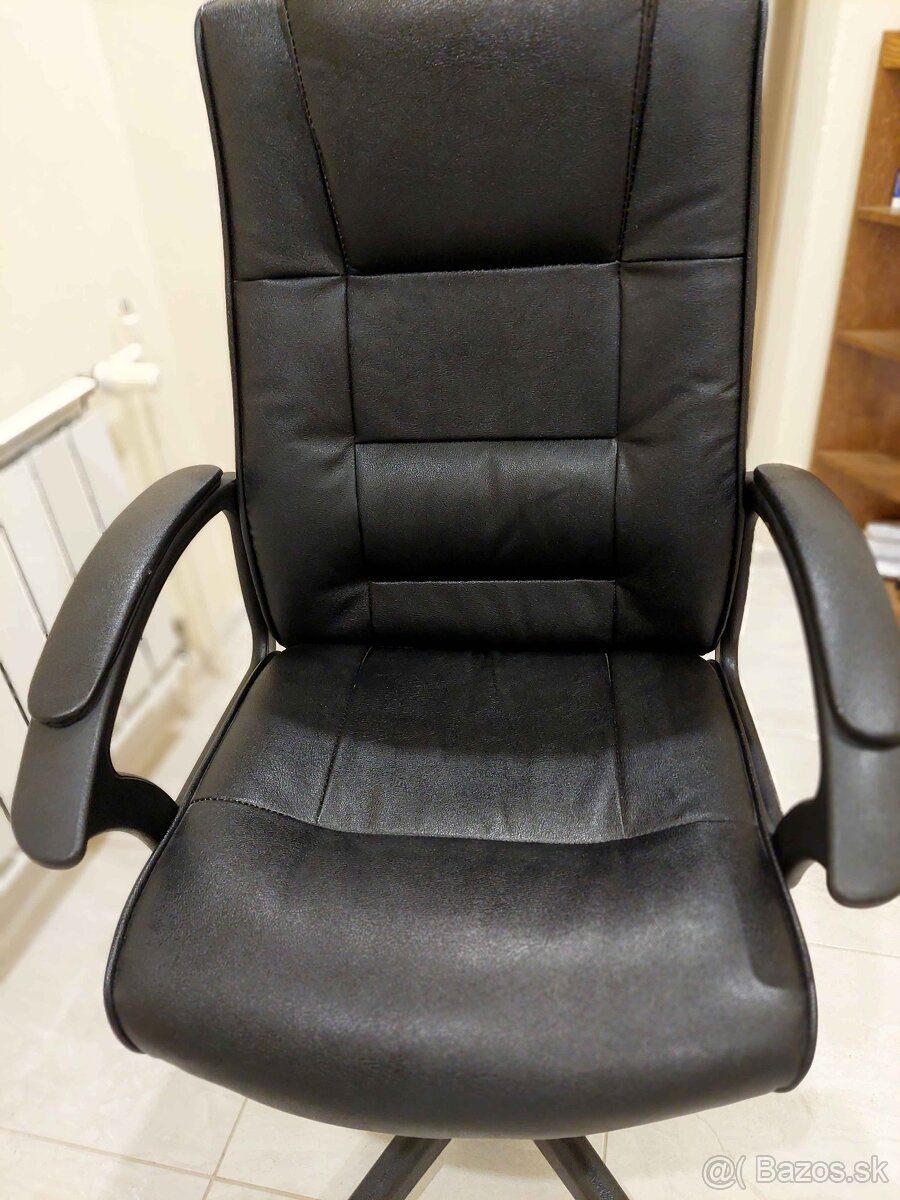 Kožená sedačka