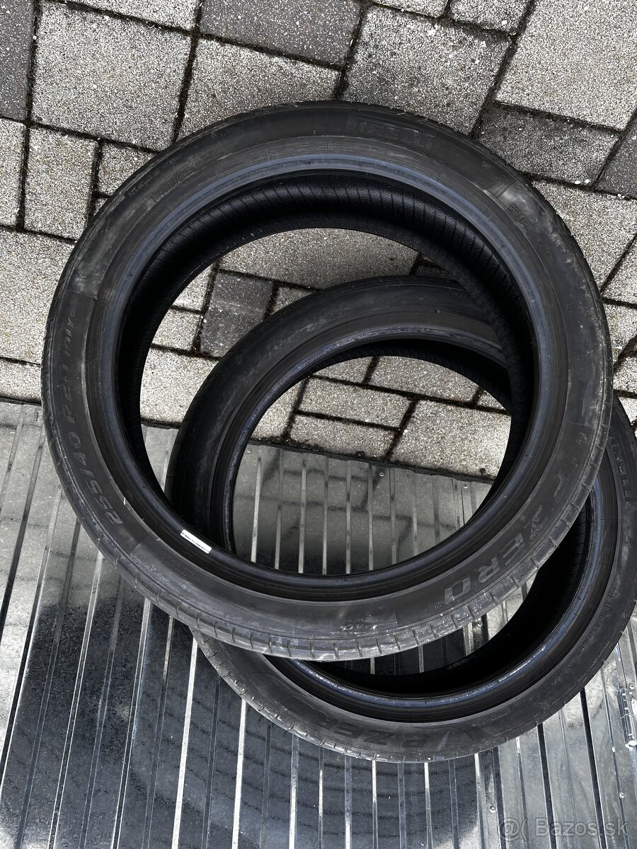 Pirelli p zero 255/40 r20 noise cancelling