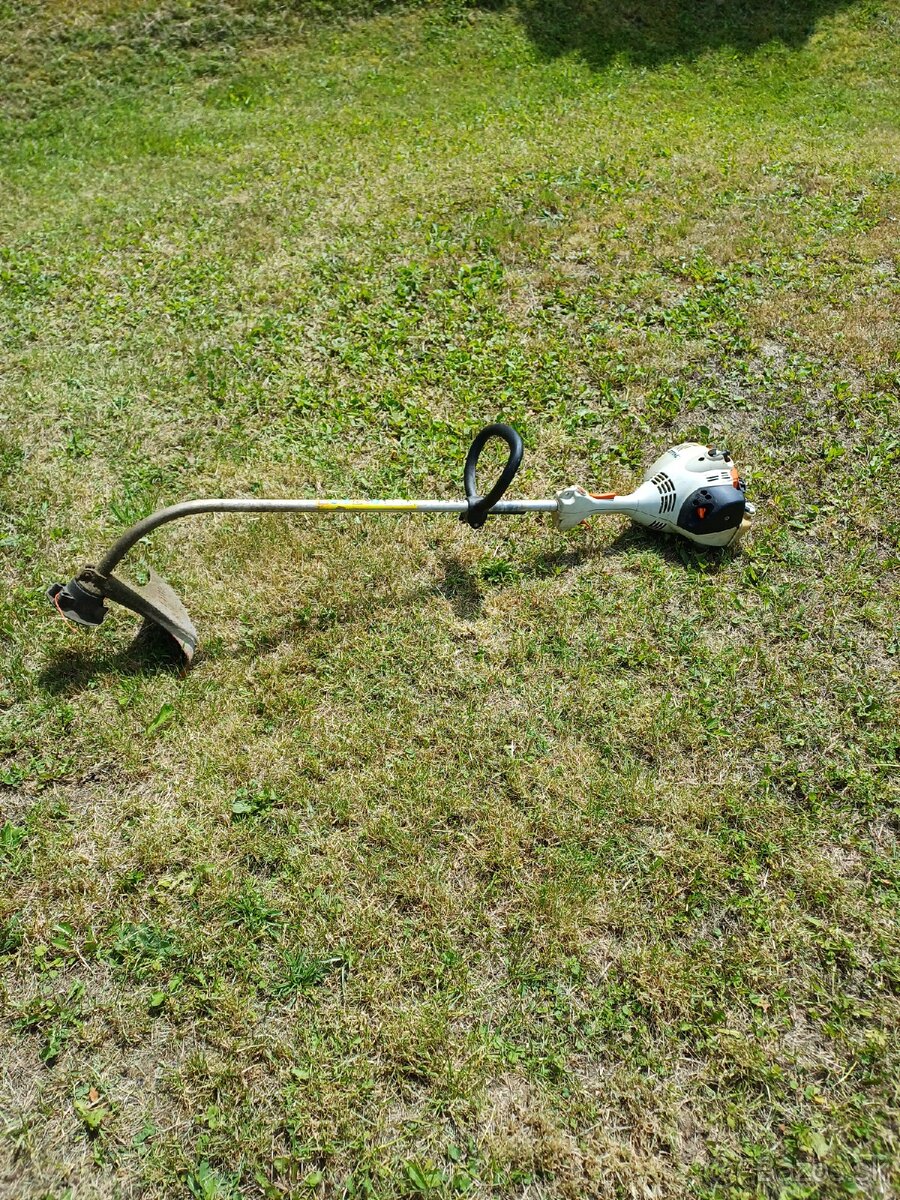 Krovinorez FS 40