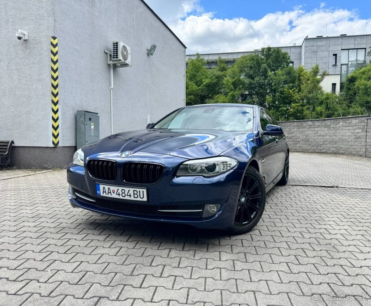 BMW F10 528i