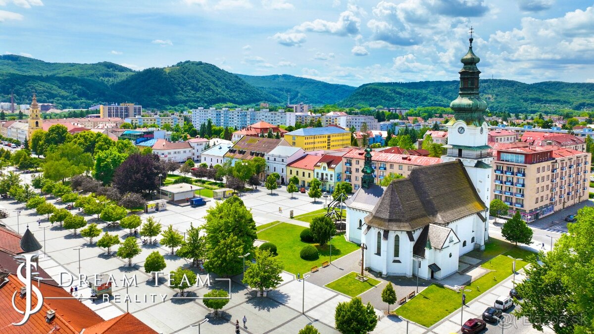 Viacúčelová historická budova 900m2 Zvolen Centrum