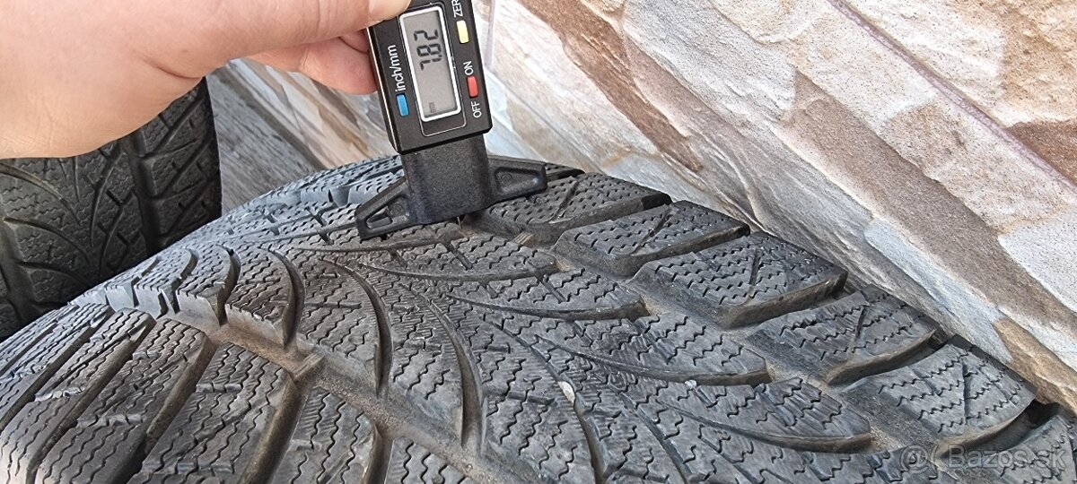 Predám 4xzimné pneumatiky Triangle Winter X 205/55r16