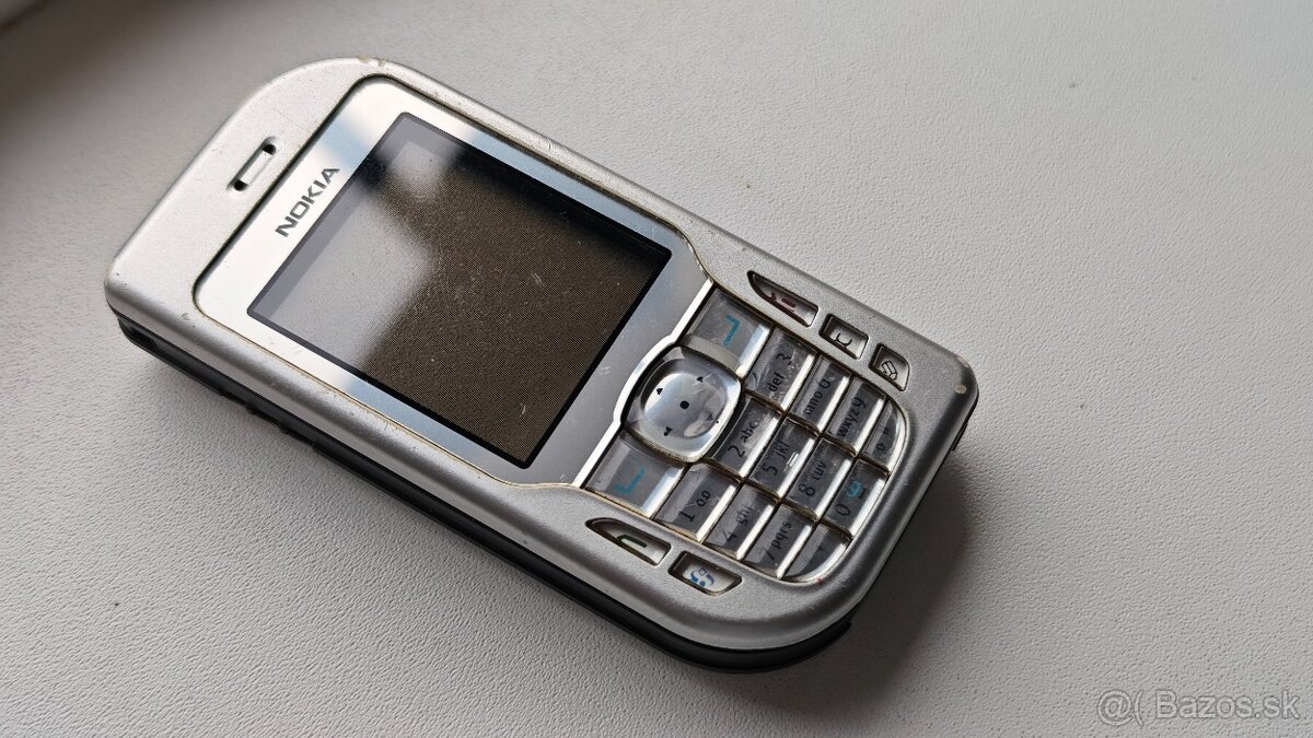 Predam nokiu 7610