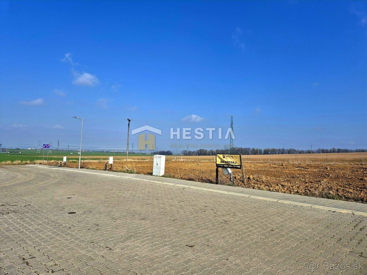 REZERVOVANÉ 2 stavebné pozemky 614 m2 v novo-vybudovanej lok