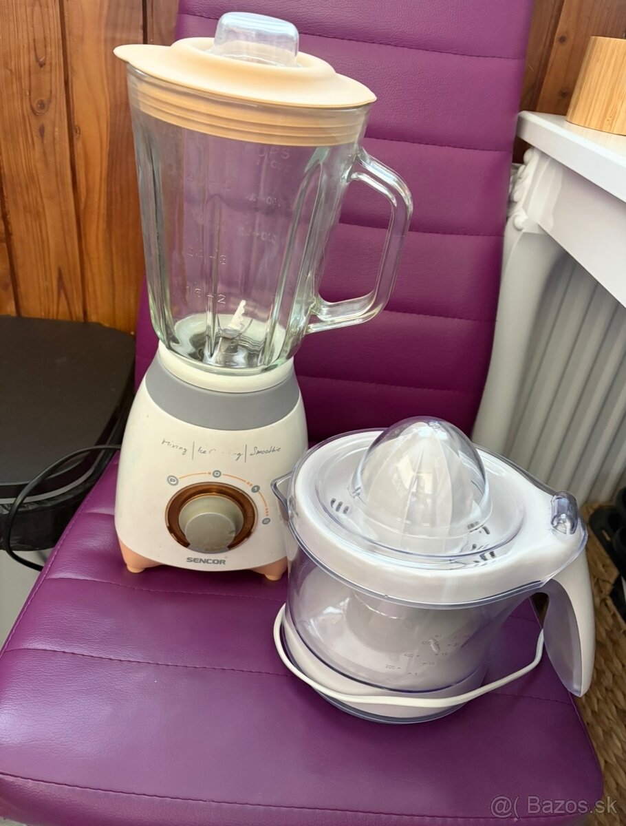 Mixer a odšťavovač