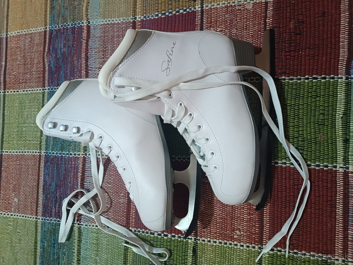 Dievčenské korčule