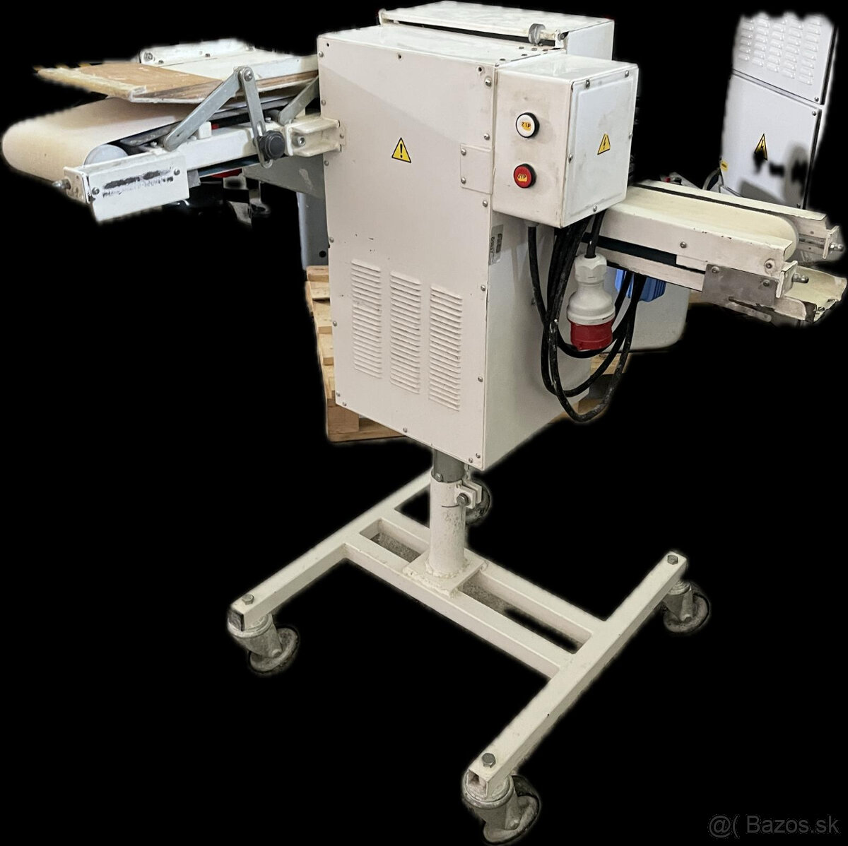 Stroj na výrobu žemlí H1