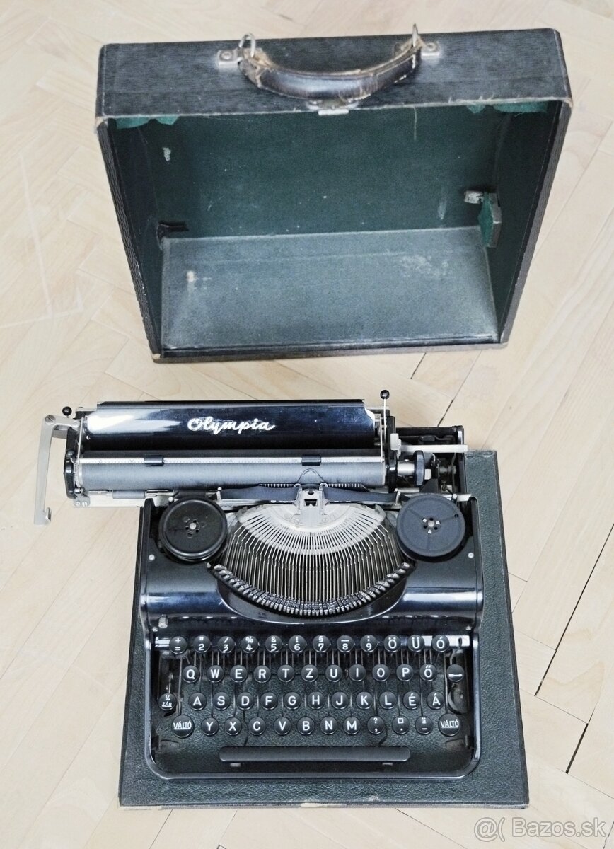 STAROŽITNÝ PÍSACÍ STROJ OLYMPIA