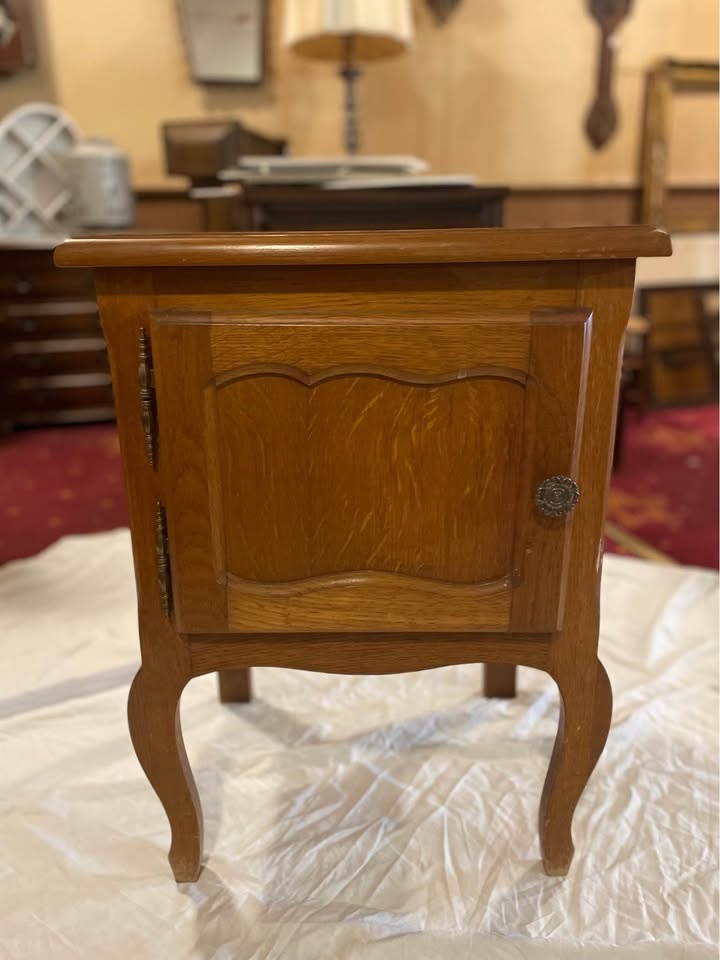 Nočný stolík, drevo, bazar, v 61 , s 45 , h 34 cm