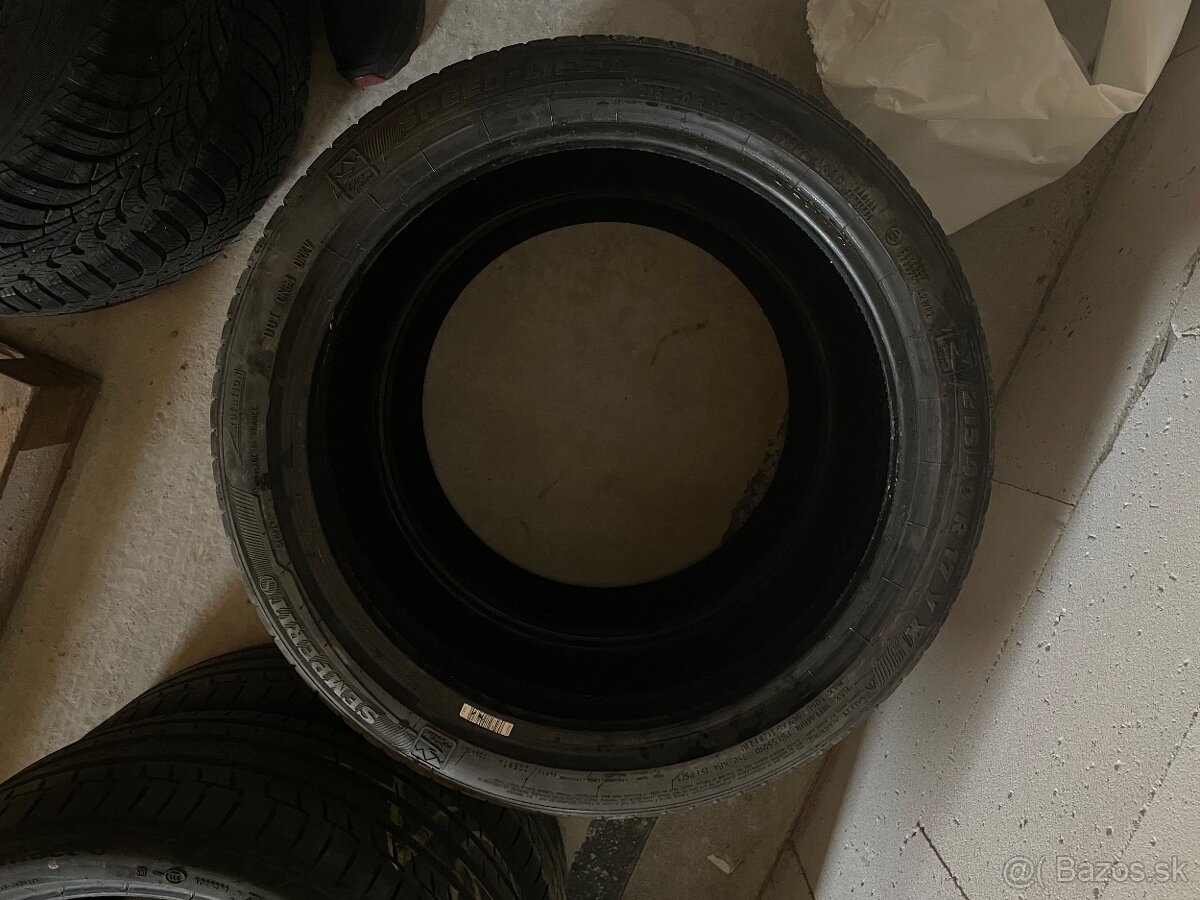 215/40r17