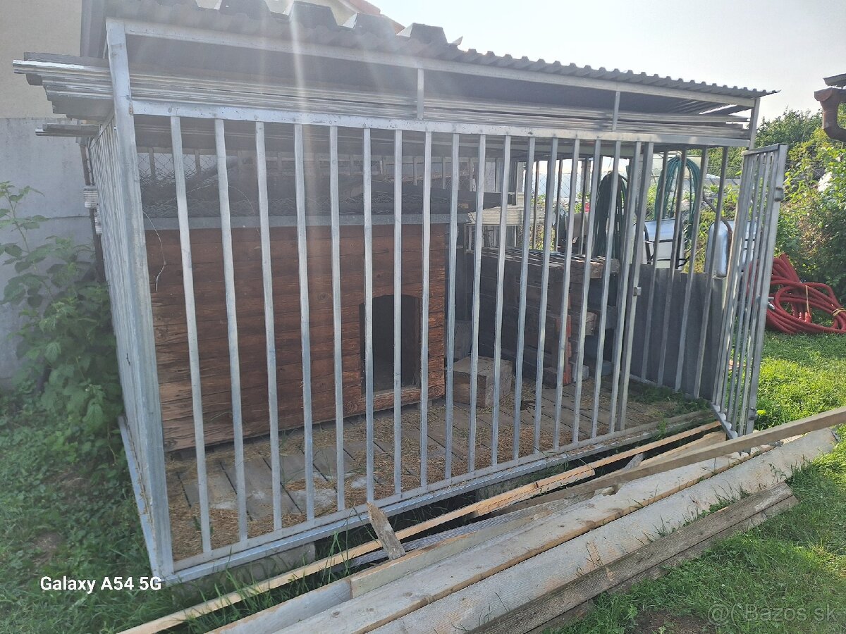 Predam volieru s búdou