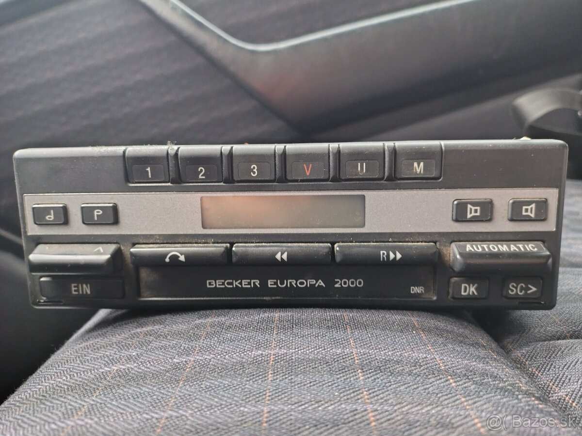 Becker Európa 2000