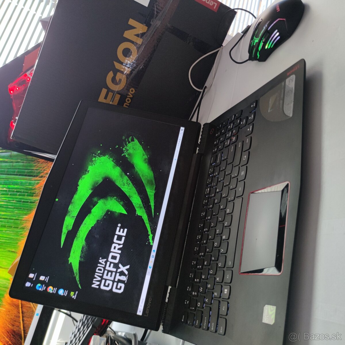 Predám herný notebook Lenovo legion y520