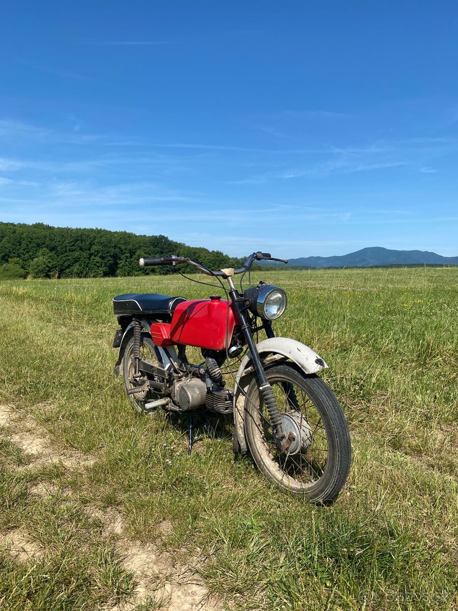 Predám jawa mustang