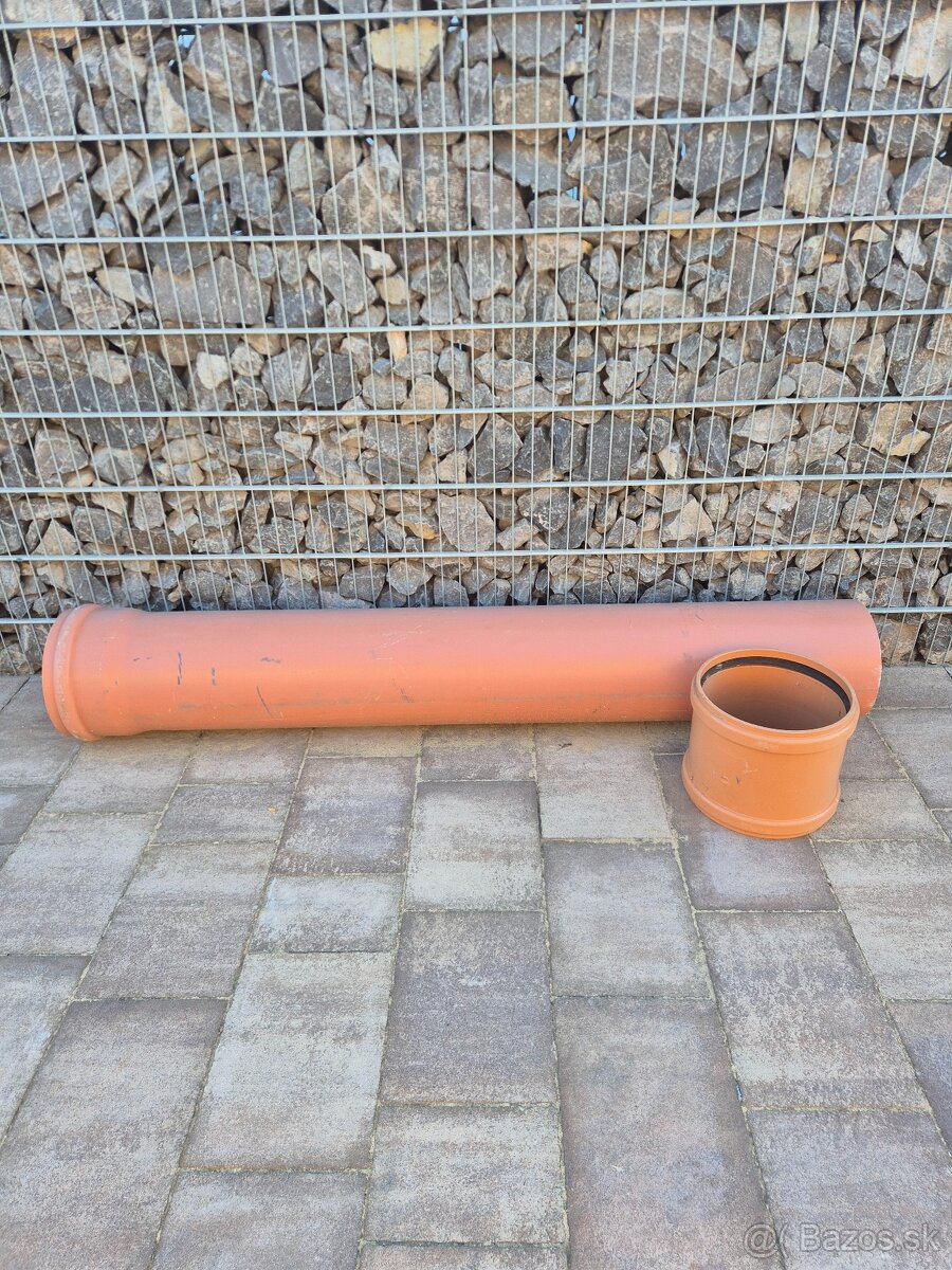 Kanalizačná rúra 300