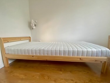 Posteľ 90×200×30