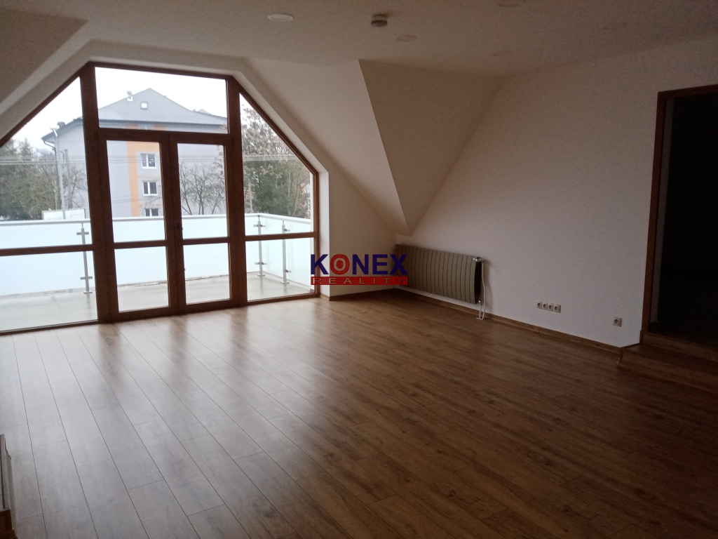 PRENÁJOM Obchodné priestory, 180 m2 na ul. Masarykovej v Mi