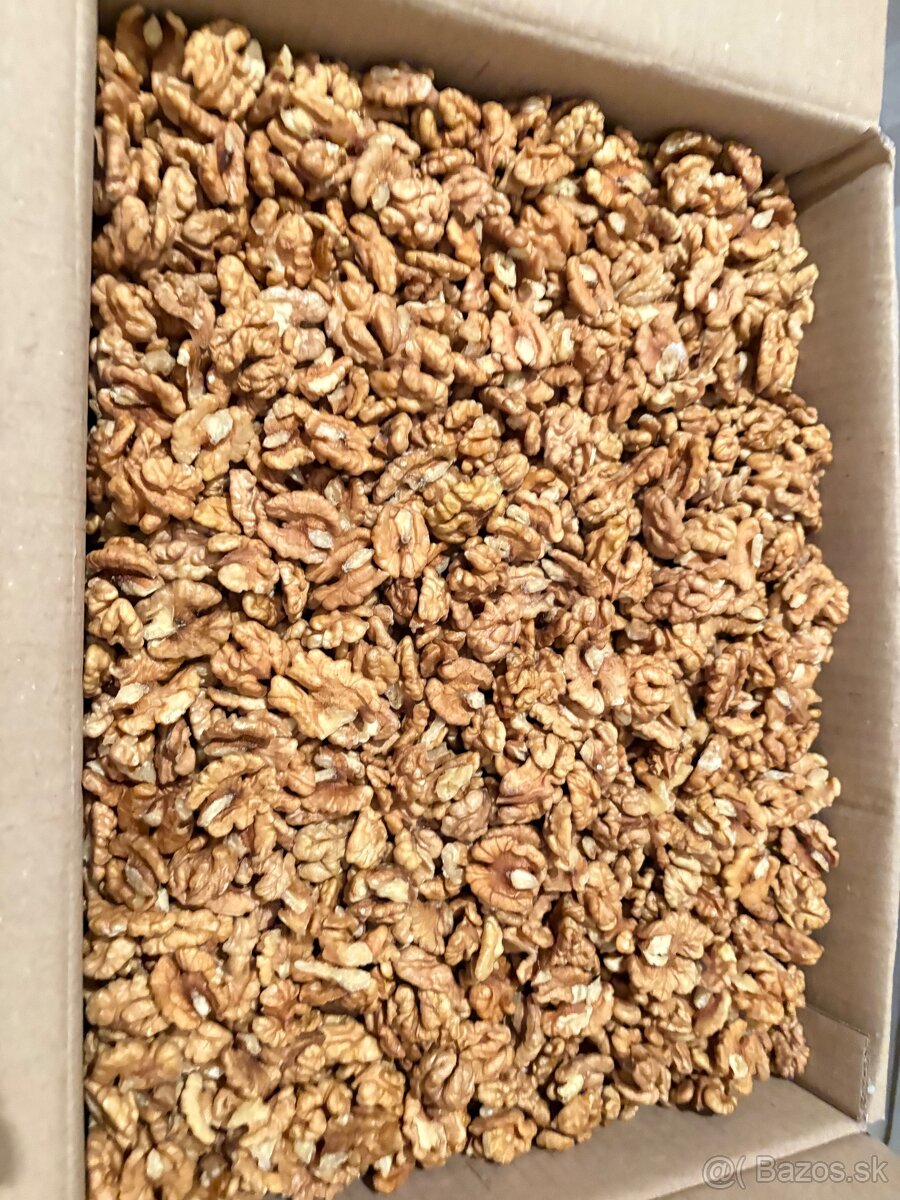 Predám lúpané vlašské orechy nové 2025