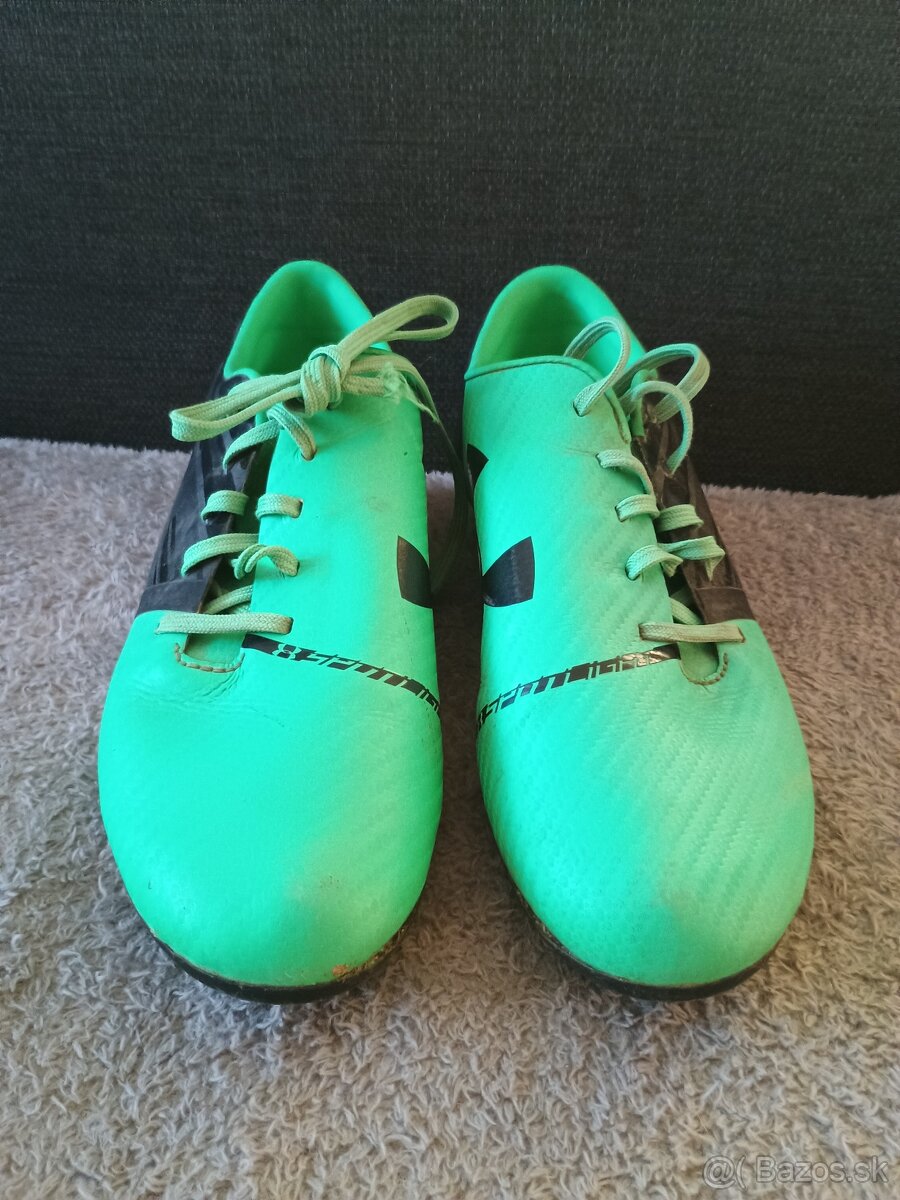 Predám kopačky Under Armour Spotlight FG