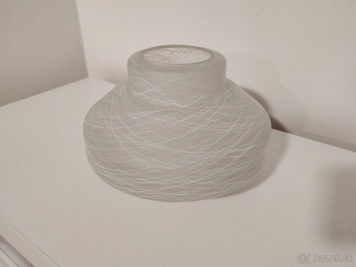 Tienidlo na retro luster 1