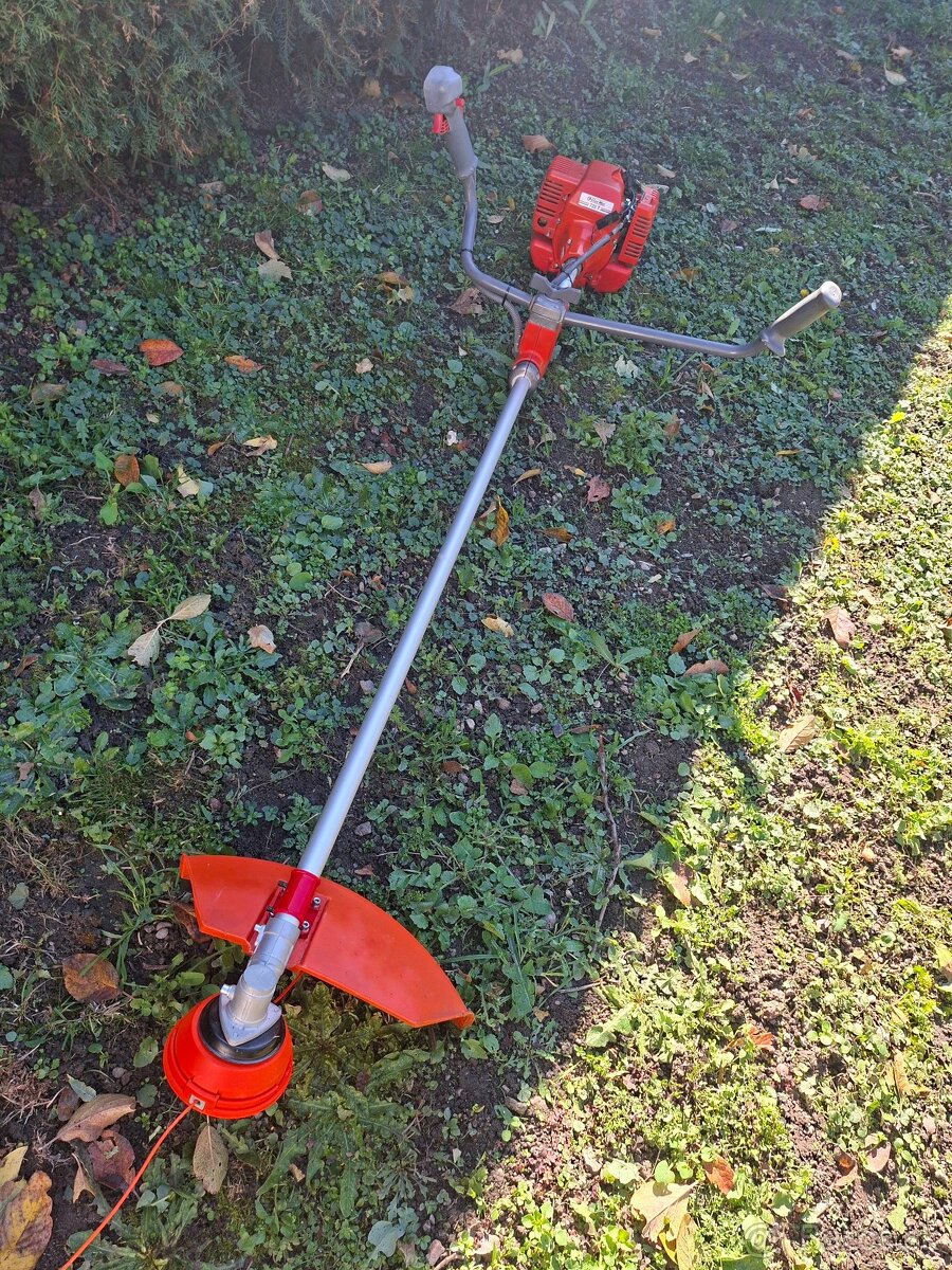 Oleo-mac 735T krovinorez