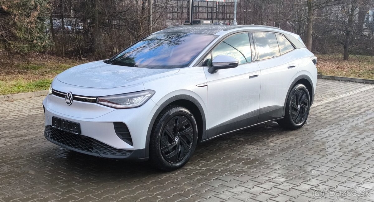 VW ID.4 150KW / ŤAŽNÉ / TEPELKO / PANO / MATRIX / 360 KAMERA