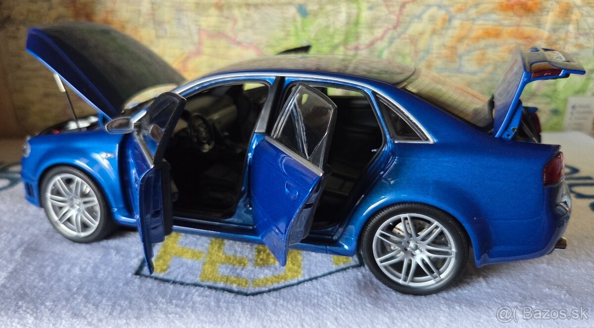 Audi RS 4 B7 1:18