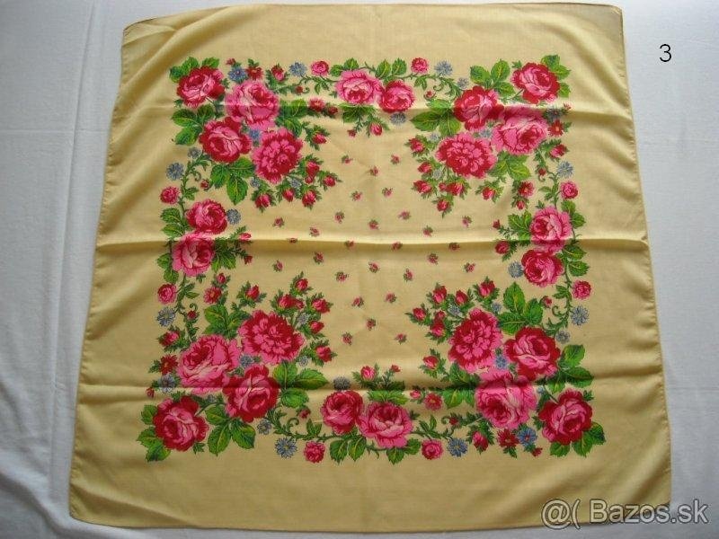 Ručník šatka,vyšívaná nástenka a obrus