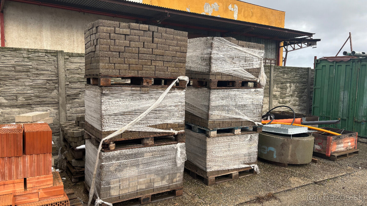 Použitá zámková dlažba