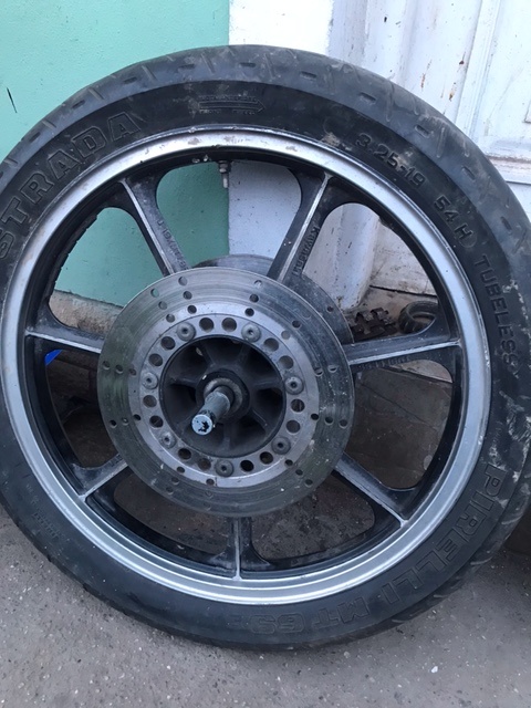Kawasaki - 19 palcové predné koleso s dvomi kotúčmi