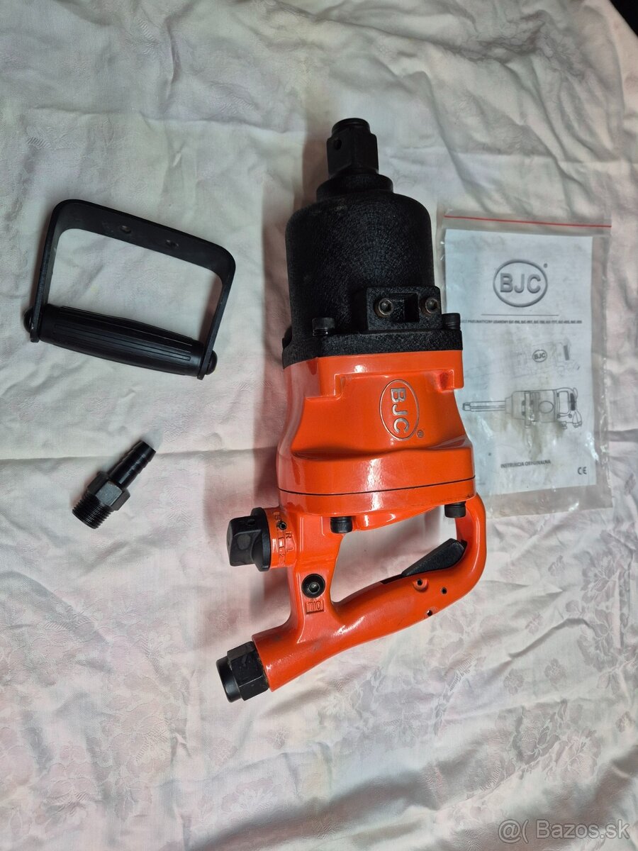 BJC-355 Pneumatický rázový uťahovák PROFI 3500 Nm