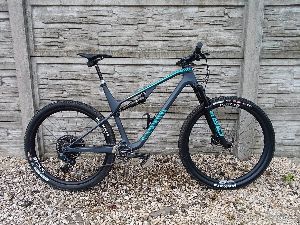 CANYON LUX TRAIL CF 8