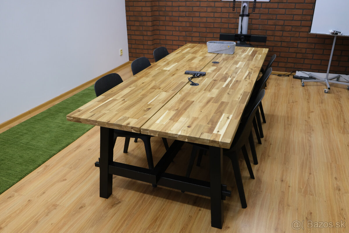 IKEA SKOGSTA - Jedálenský stôl 235x10 (1ks)