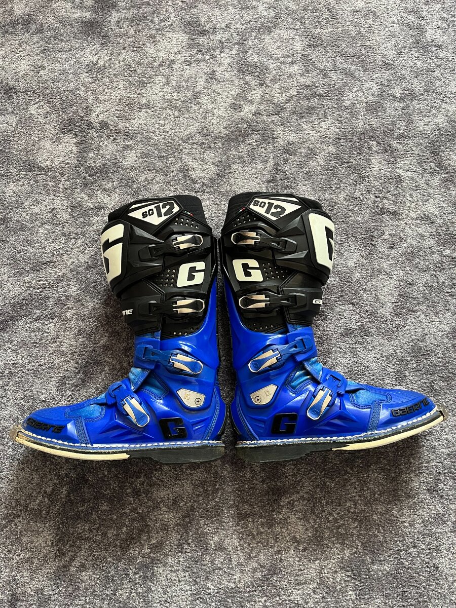 3x Motokrosové boty velikost 44