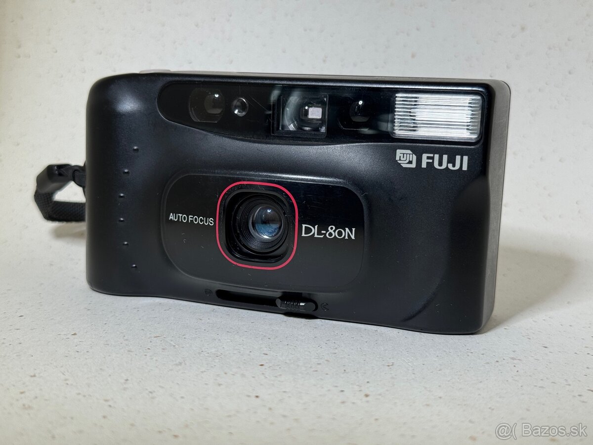 Analógový fotoaparát Fuji DL-80N