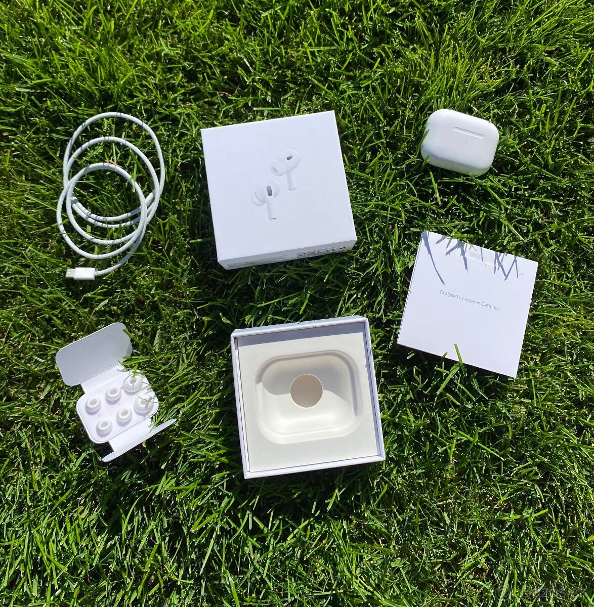 Apple Air Pods Pro 2. 1️⃣:1️⃣