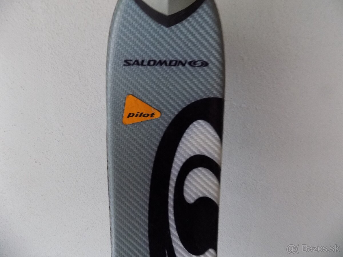 Predam lyze zn. Salomon Pilot..