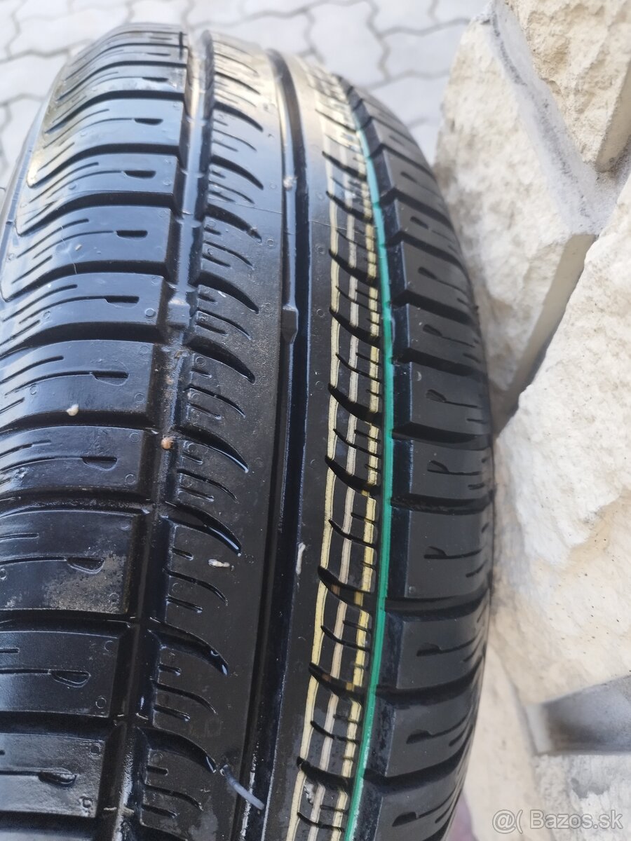 Predám plášť 185/65R15 Kormoran