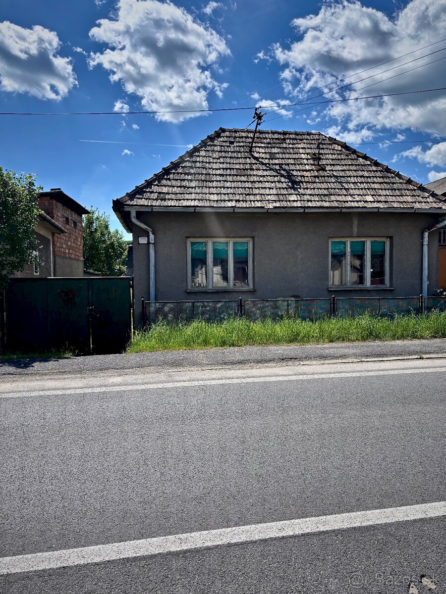 Na predaj rodinný dom s projektom na rekonštrukciu v Mýtnej