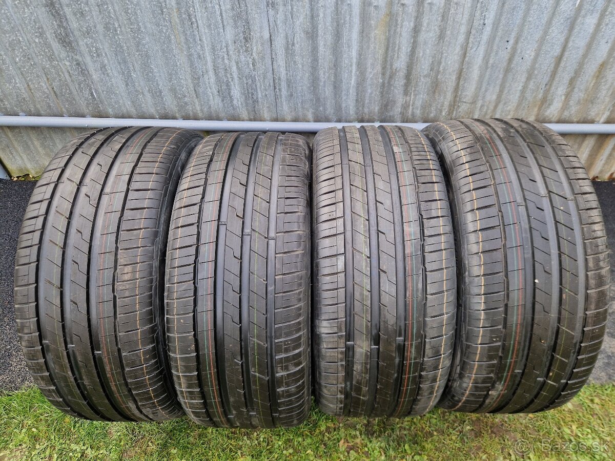 285/45 R21 Hankook Ventus S1 evo3 SUV