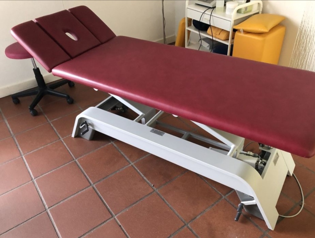 Elektrické masážne lehátko