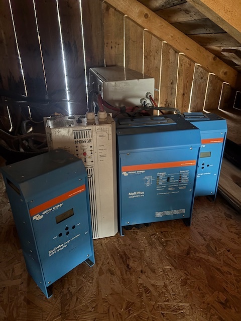 Fotovoltika - solárne panely - menič napätia