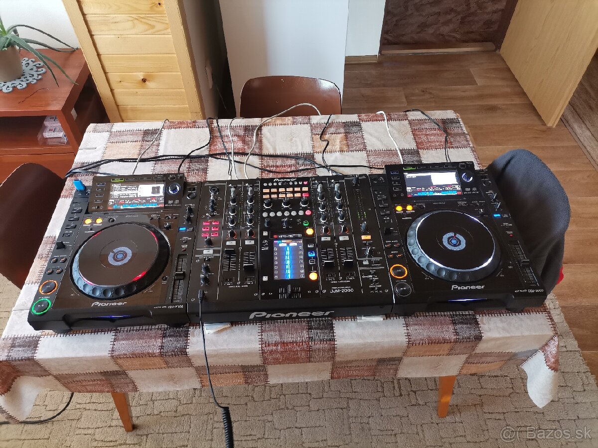 Pioneer DJ set 2000